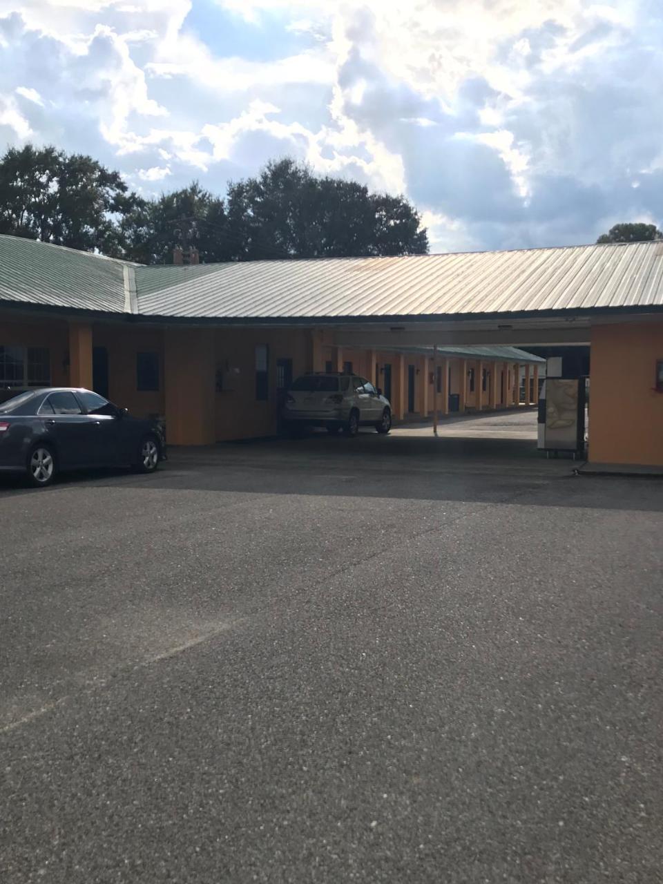 Greenlawn Motel Atmore Exterior foto